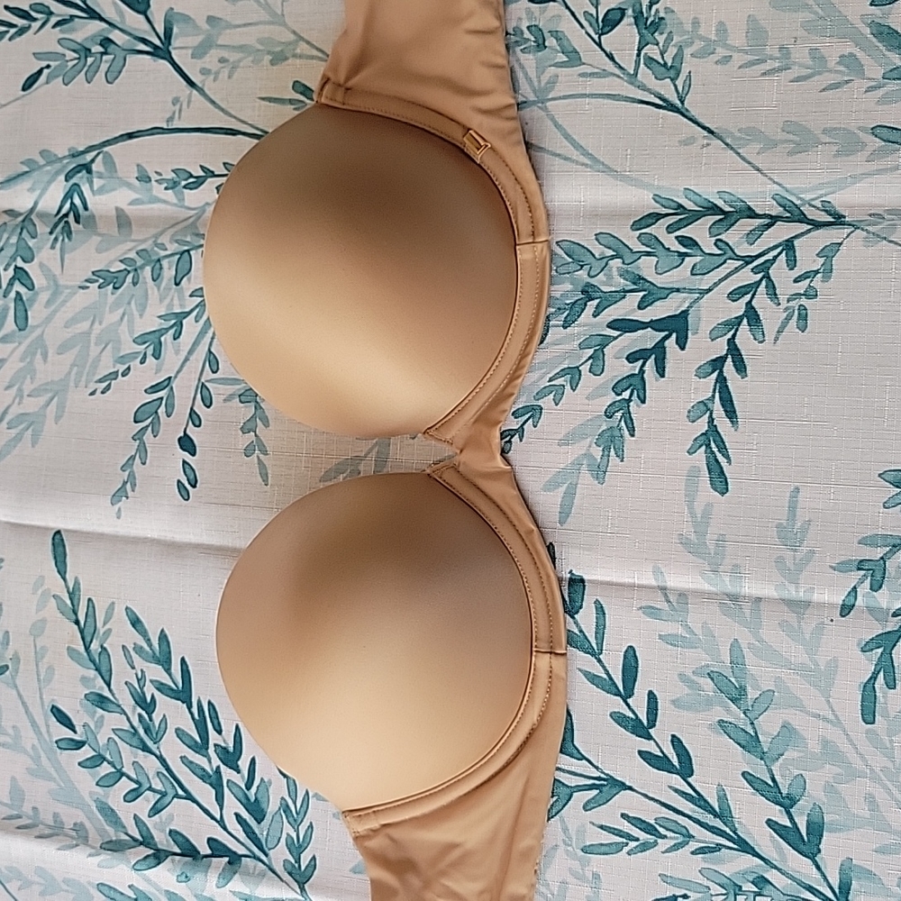 Very Sexy Strapless Bra - Nude